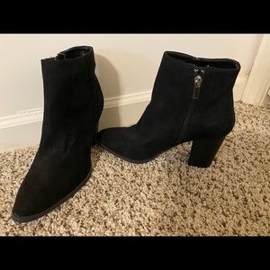 Black ankle booties. Qupid boutique shoes. Never worn. Size 8